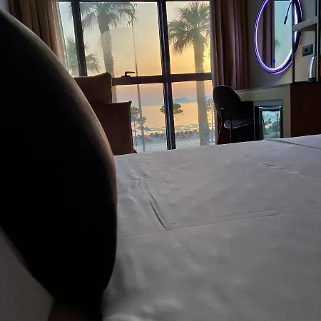 Elmar Hotel