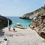 Elmar Hotel Vlorë