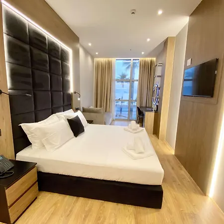 Elmar Hotel