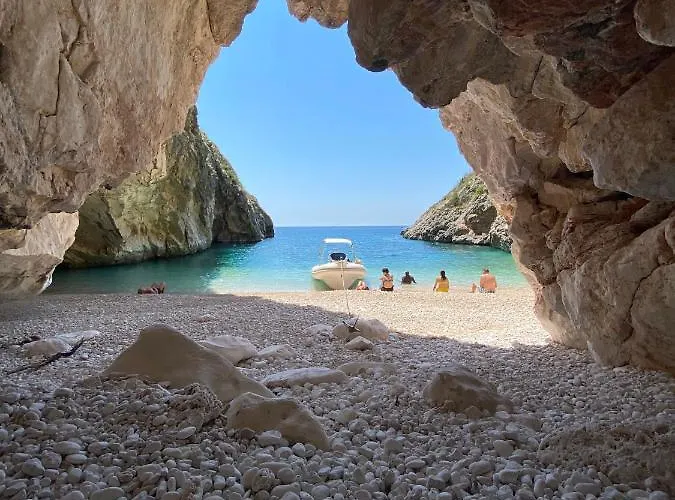 Elmar מלון Vlorë